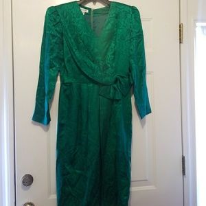 Vintage- Green Floral Print Silk Dress Sz. 8